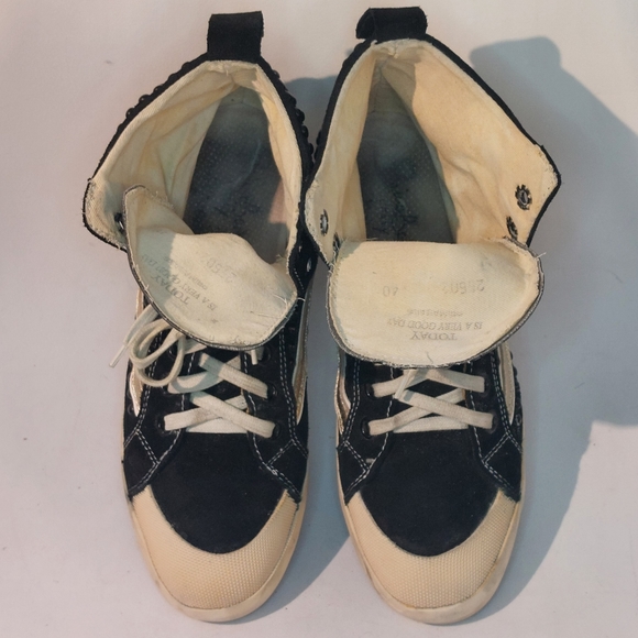 Primabase black suede & leather studded hi-top sneakers, EU40, EUC - Picture 4 of 16